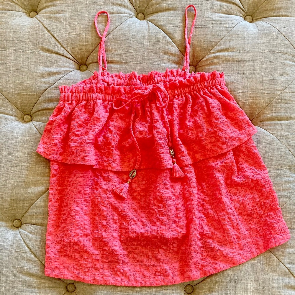 EUC Lilly Pulitzer coral color top in small